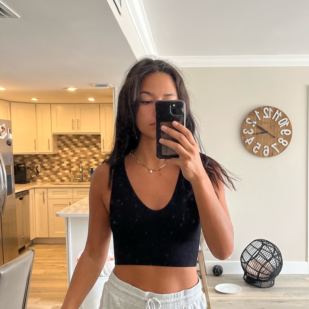 workout top